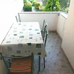 Dora 2 Apartamento *
