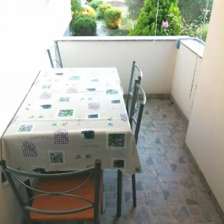 Dora 2 Appartement *