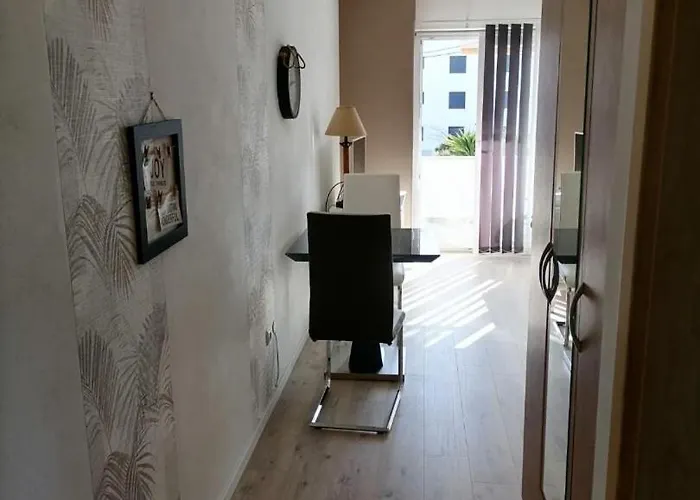 Dora 2 Apartamento *