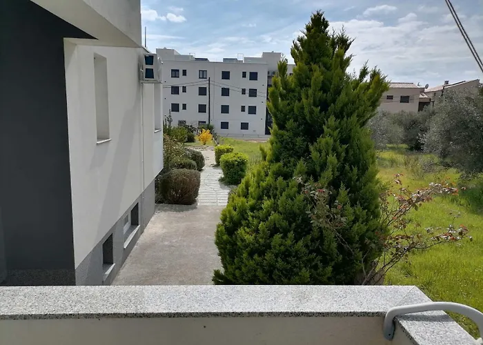 Dora 2 Appartement *