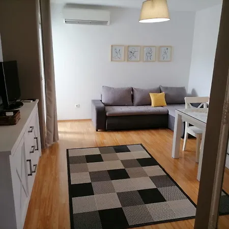 Fuzu Apartment