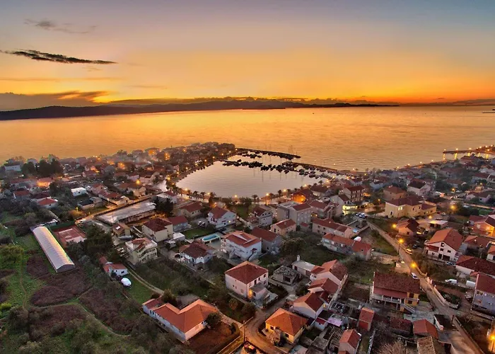 Dora 2 Apartman